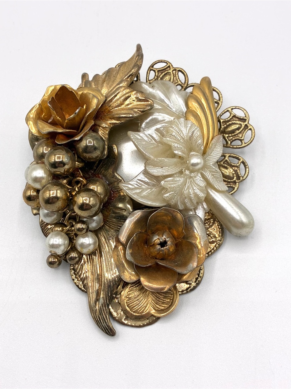 Vintage Unique Gold Tone Floral Brooch Faux Pearl Cluster Statement Pin